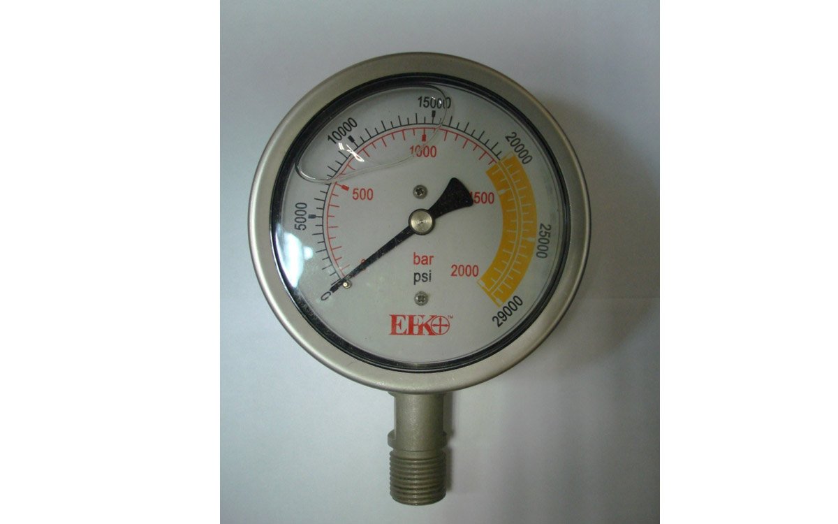 Фото: High pressure gauges - Foto  N2